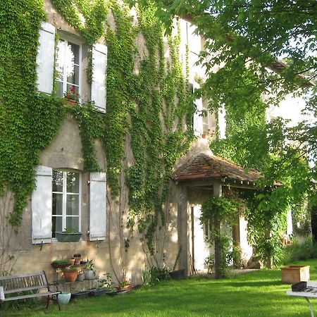 Bed and Breakfast Le Domaine De Panissac Berneuil  Экстерьер фото