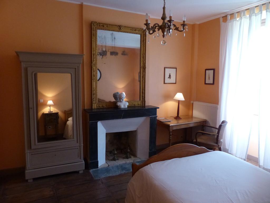 Bed and Breakfast Le Domaine De Panissac Berneuil  Номер фото