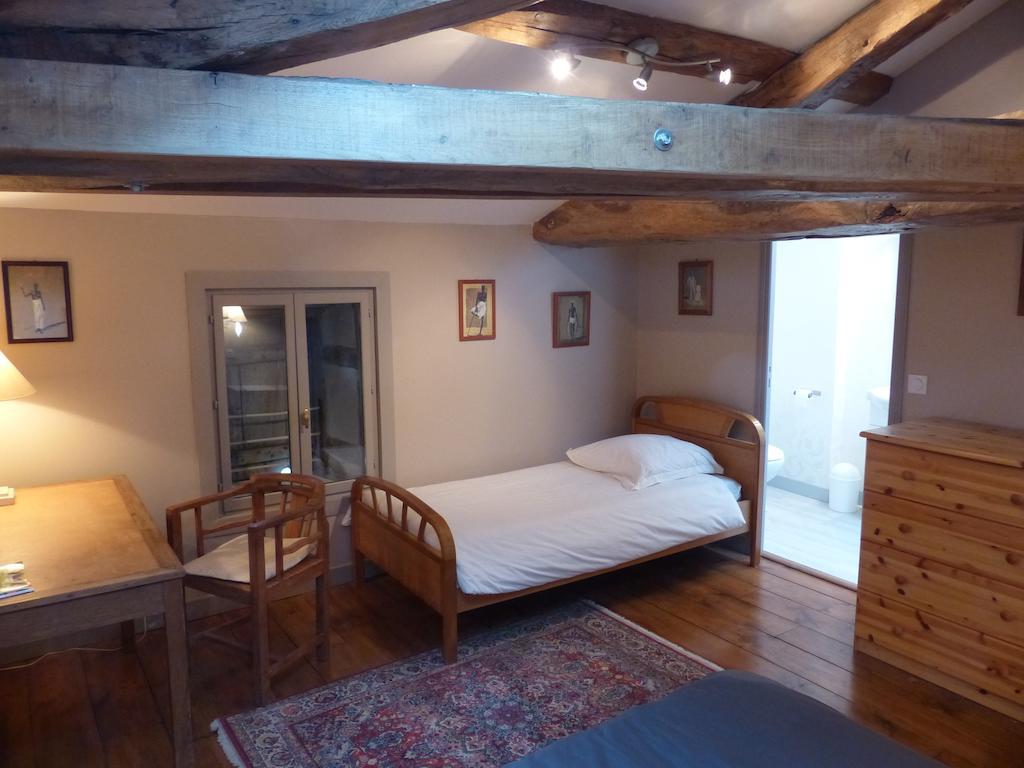 Bed and Breakfast Le Domaine De Panissac Berneuil  Номер фото