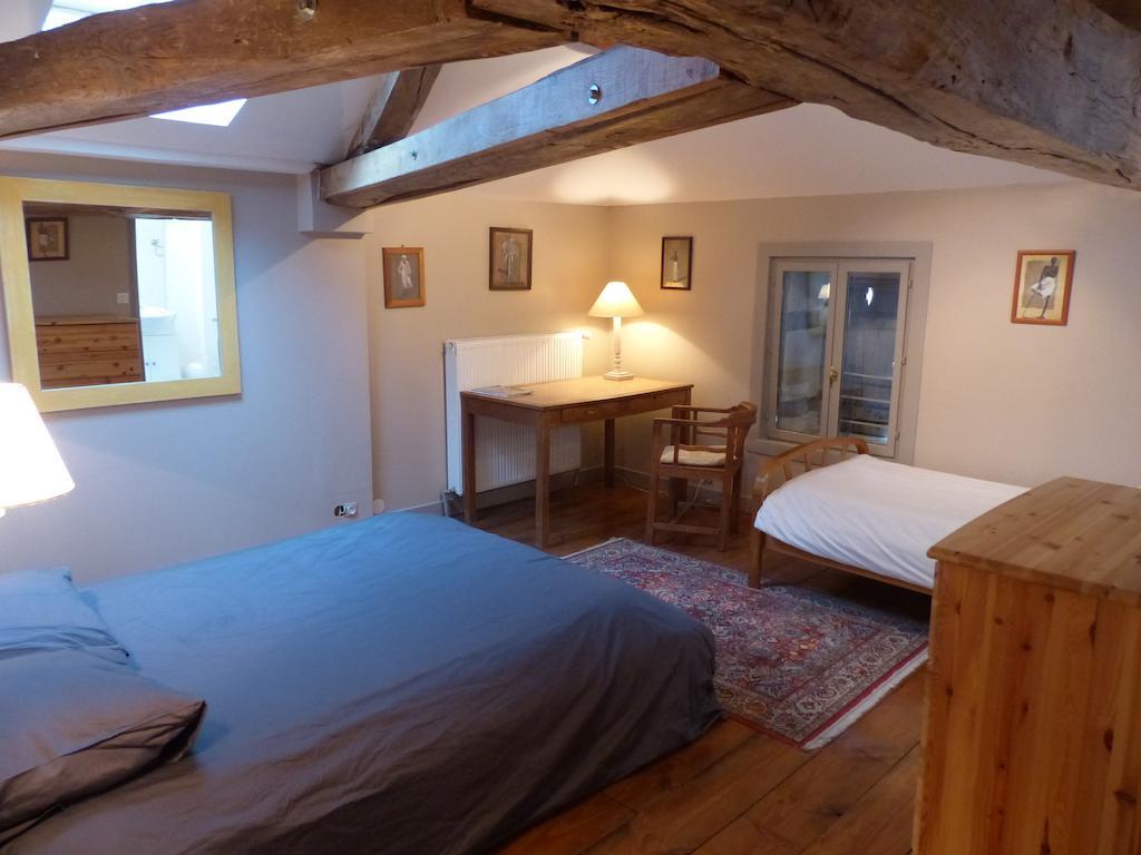Bed and Breakfast Le Domaine De Panissac Berneuil  Номер фото